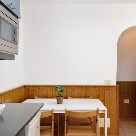 Jardin Del Sol 32 Apartment